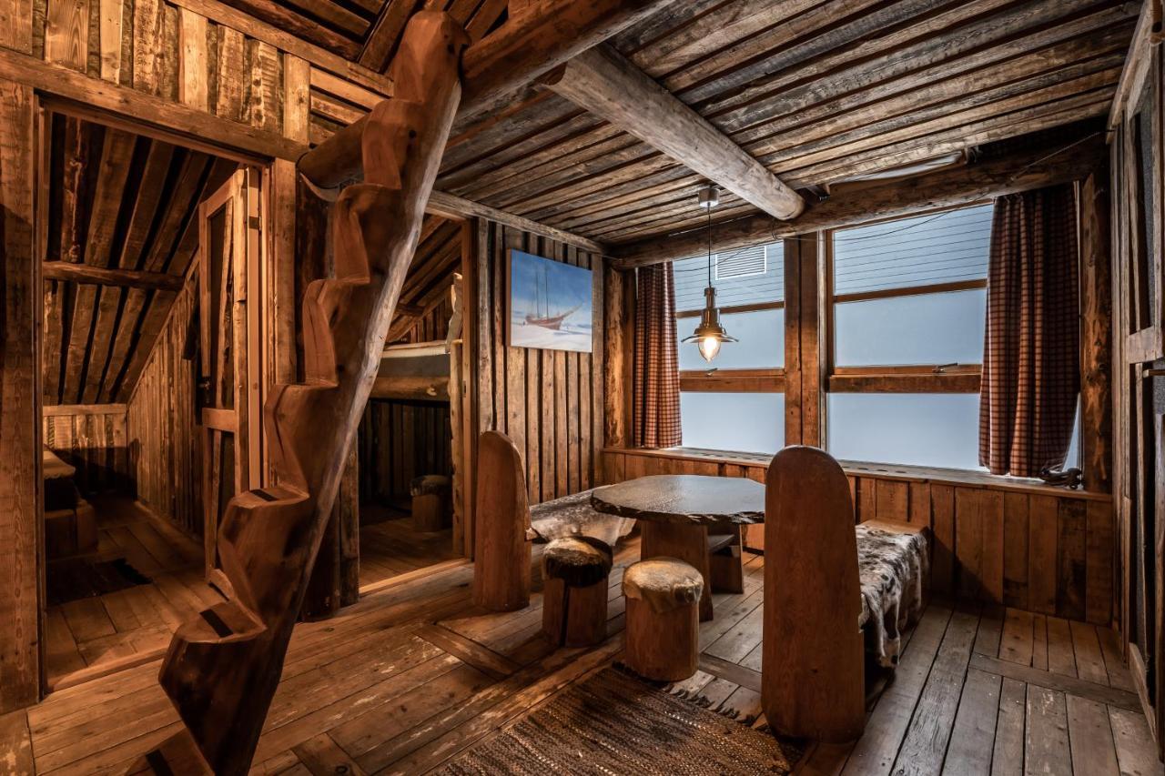Basecamp Hotel Longyearbyen Eksteriør billede