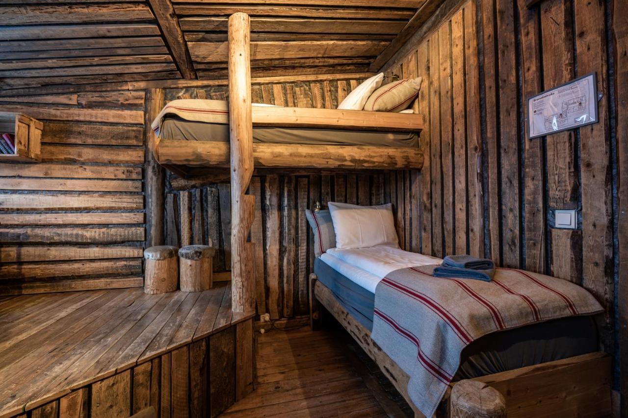 Basecamp Hotel Longyearbyen Eksteriør billede