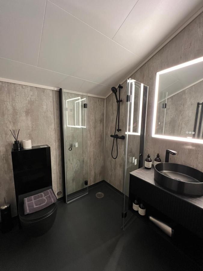 Basecamp Hotel Longyearbyen Eksteriør billede