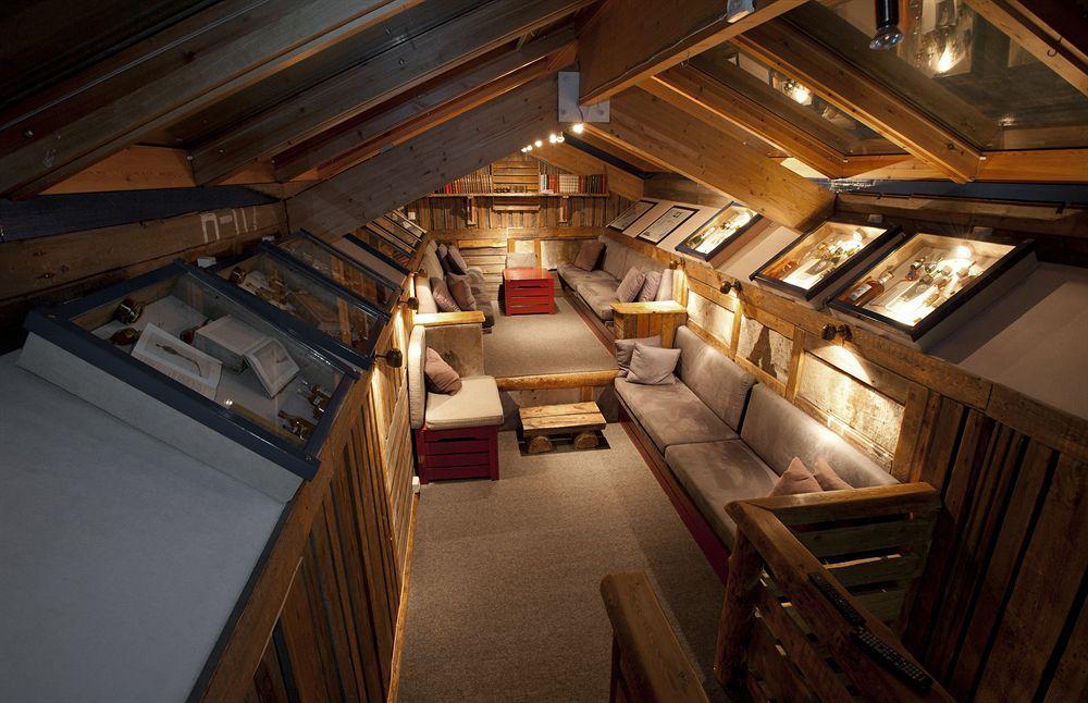 Basecamp Hotel Longyearbyen Eksteriør billede
