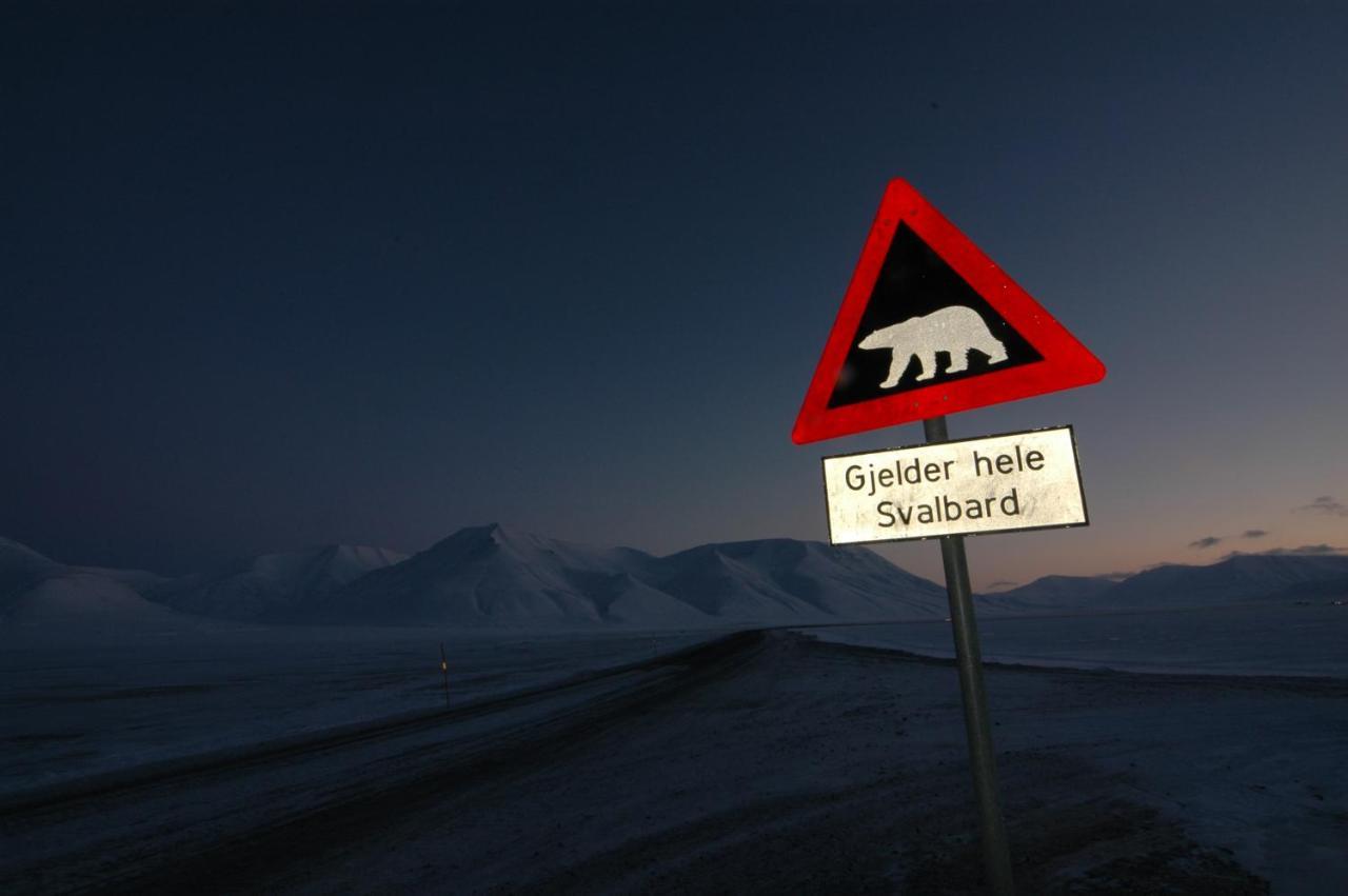 Basecamp Hotel Longyearbyen Eksteriør billede